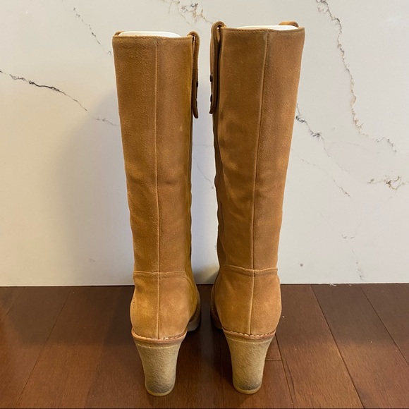 UGG suede boots - Picture 3 of 8